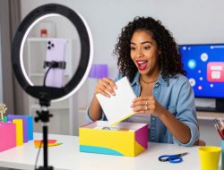 Cara Membuat Video Unboxing Produk yang Menarik untuk Konten Sosial Media